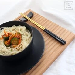 House Of Husk Chopsticks Set - Koreaanse Eetstokjes - Vaatwasserbestendig - RVS - 5 Paar - Duo Tone - Zwart Goud -Keukenbenodigdheden 1200x1196 16