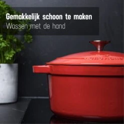 Daumonet Carême Rouge Gietijzeren Braadpan - Sudderpan Kersen Rood - Rond - Ø26 Cm - 4,4 Liter - PFAS & PFOA Vrij - Emaille - Geschikt Voor Alle Warmtebronnen - Elektrisch - Gas - Halogeen - Inductie - Keramisch - Vaatwasserbestendig 16 Daumonet Carême Rouge Gietijzeren Braadpan - Sudderpan Kersen Rood - Rond - Ø26 Cm - 4,4 Liter - PFAS & PFOA Vrij - Emaille - Geschikt Voor Alle Warmtebronnen - Elektrisch - Gas - Halogeen - Inductie - Keramisch - Vaatwasserbestendig -Keukenbenodigdheden 1200x1200 1392