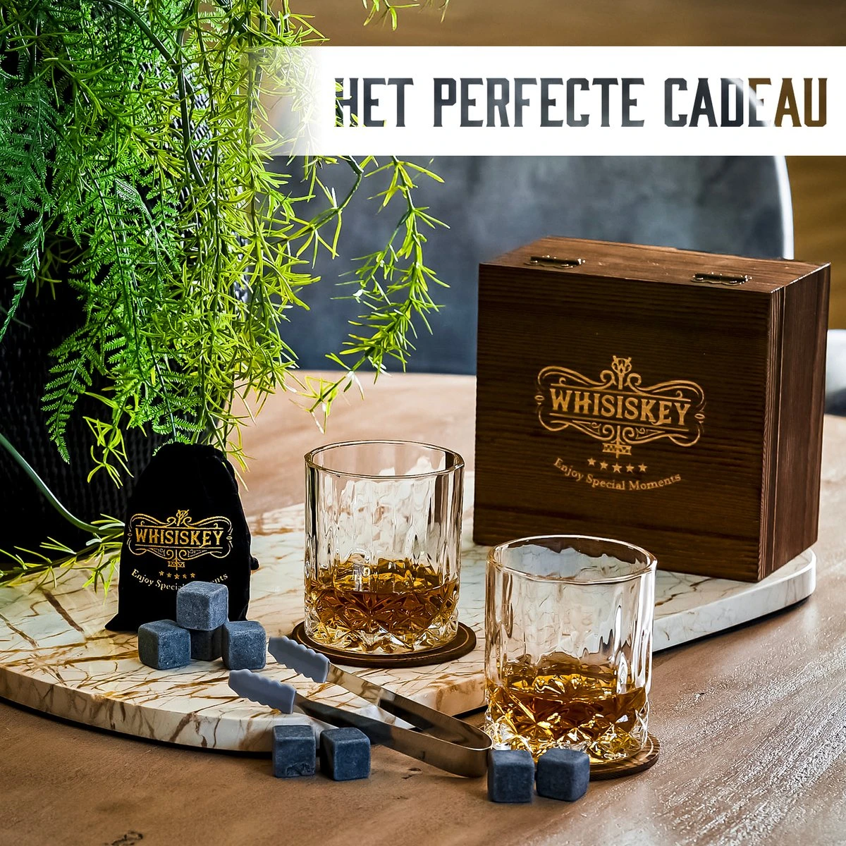 Whisiskey Luxe Whiskey Set - Incl. 2 Whiskey Glazen, 8 Whiskey Stones, 2 Onderzetters, Fluwelen Opbergzak, Opbergbox - Whisky Geschenkdoos - Glas - Herbruikbare IJsblokjes - Cadeau Voor Man & Vrouw 6 Whisiskey Luxe Whiskey Set - Incl. 2 Whiskey Glazen, 8 Whiskey Stones, 2 Onderzetters, Fluwelen Opbergzak, Opbergbox - Whisky Geschenkdoos - Glas - Herbruikbare IJsblokjes - Cadeau Voor Man & Vrouw - Afbeelding 4