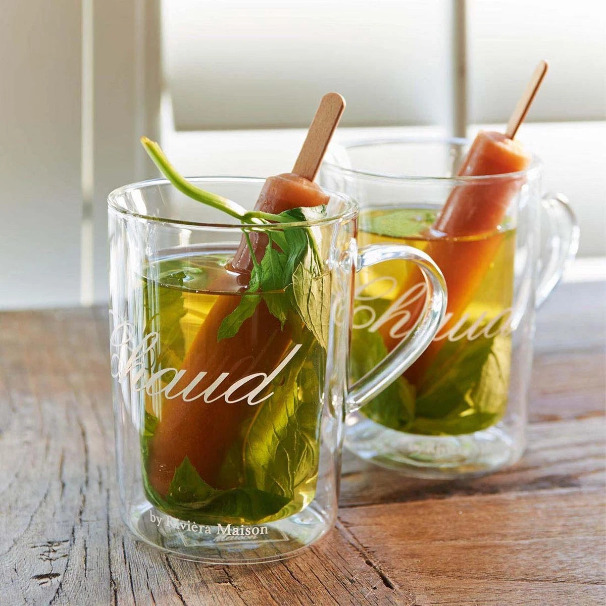 Riviera Maison Dubbelwandig Theeglas, Koffieglas Met Tekst - C'est Chaud Mug - Transparant - Glas 270 Ml - 1 Stuk 8 Riviera Maison Dubbelwandig Theeglas, Koffieglas Met Tekst - C'est Chaud Mug - Transparant - Glas 270 Ml - 1 Stuk - Afbeelding 6