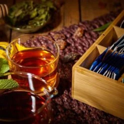 Bambuswald© Houten Theedoos Met 6 Vakken Gemaakt Van 100% Duurzame Bamboe 20 Bambuswald© Houten Theedoos Met 6 Vakken Gemaakt Van 100% Duurzame Bamboe -Keukenbenodigdheden 1200x1200 2034