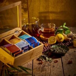 Bambuswald© Houten Theedoos Met 6 Vakken Gemaakt Van 100% Duurzame Bamboe 23 Bambuswald© Houten Theedoos Met 6 Vakken Gemaakt Van 100% Duurzame Bamboe -Keukenbenodigdheden 1200x1200 2036