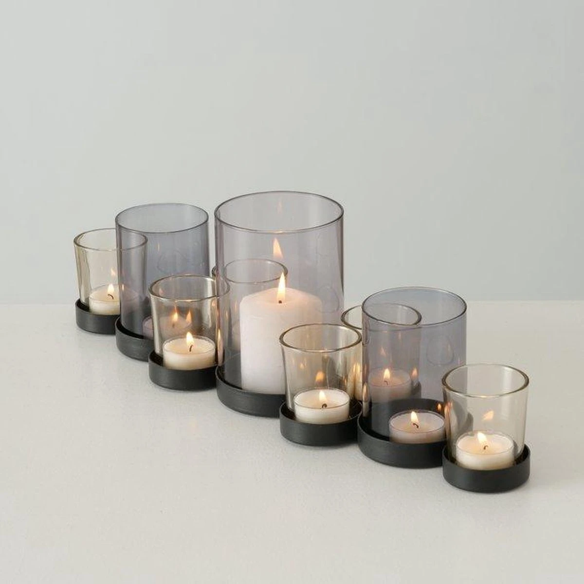 Theelichthouder Zwart Metaal / Glas. Set Van 9 3 Theelichthouder Zwart Metaal / Glas. Set Van 9