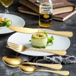 40-delige RVS Snakeskin Bestekset- Geschikt Voor8-personen -trendy Design-goud 11 40-delige RVS Snakeskin Bestekset- Geschikt Voor8-personen -trendy Design-goud -Keukenbenodigdheden 1200x1200 660