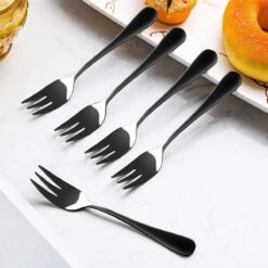 House Of Husk® Gebaksvorkjes - Dessertvorken - Taartvorkjes - Cocktailvorken - Klein Vorkjes - 12 Stuks - RVS - Zwart -Keukenbenodigdheden 1200x1200 916