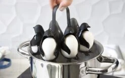 Peleg Design Egguins Eierhouder 19 Peleg Design Egguins Eierhouder -Keukenbenodigdheden 1200x741 1