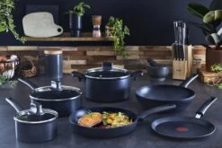 Tefal Black Stone Hapjespan - Ø 24 Cm -Keukenbenodigdheden 1200x800 205