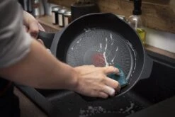 Tefal Robusto - Hapjespan - Ø26 Cm - Met Deksel -Keukenbenodigdheden 1200x801 16