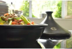 Emile Henry Tajine - Ø32 Cm - Fusain -Keukenbenodigdheden 1200x814 10