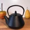 Zeer Mooie Gietijzeren Theepot 0.8 L Zwart, Van Het Merk LEIJZER Design. -Keukenbenodigdheden 1200x900 45