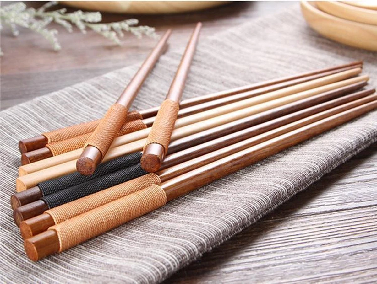 Merkloos Handgemaakte Japanse Eetstokjes - Chestnut 5 Merkloos Handgemaakte Japanse Eetstokjes - Chestnut - Afbeelding 3
