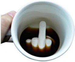 Merkloos Middelvinger Koffiemok - Grappig - Creatief - Perfect Cadeau - Humor - Thee - Melk - Keramiek -Keukenbenodigdheden 1200x997