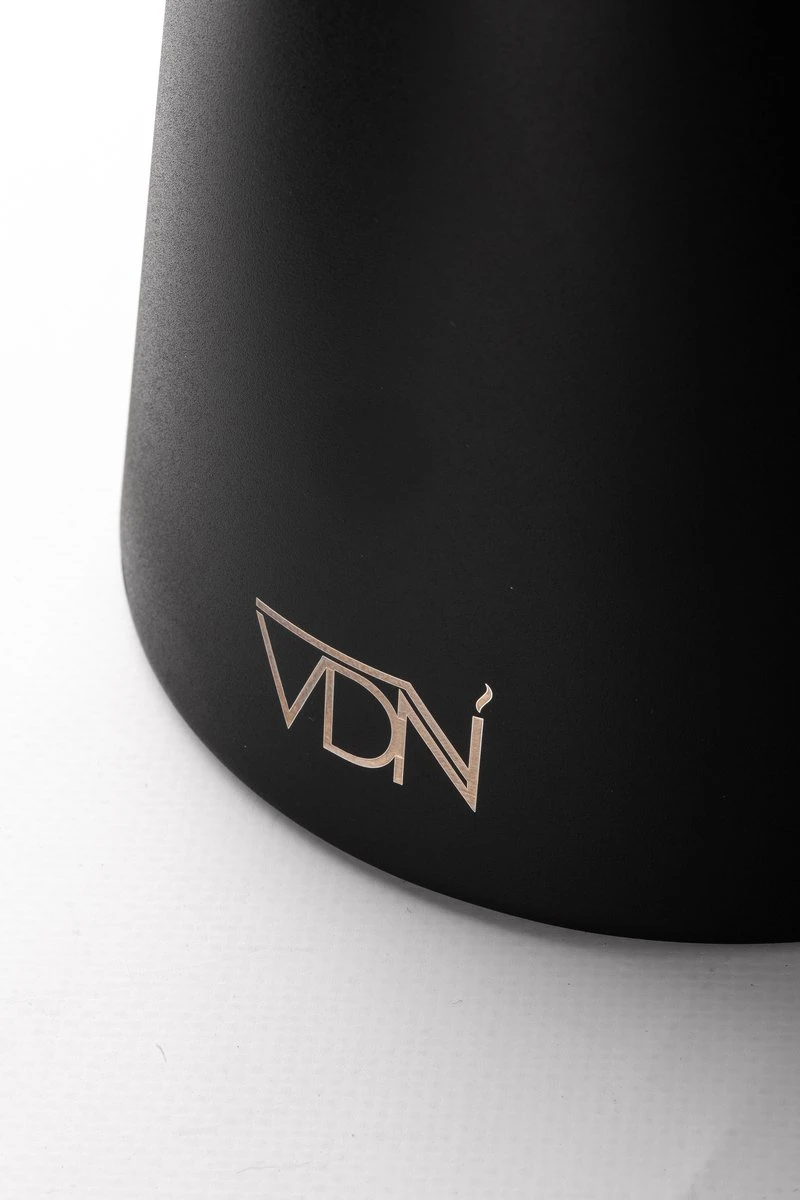 VDN RVS Theepot Dubbelwandig Met Filter - Zwarte Theekan 1 Liter - 902 5 VDN RVS Theepot Dubbelwandig Met Filter - Zwarte Theekan 1 Liter - 902 - Afbeelding 3