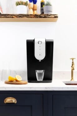 Waterkoeler Met Waterfilter - Aqua Optima Lumi -tafelmodel Waterkoeler Voor Thuis En Klein Kantoor | Capaciteit: 8,2L 12 Waterkoeler Met Waterfilter - Aqua Optima Lumi -tafelmodel Waterkoeler Voor Thuis En Klein Kantoor | Capaciteit: 8,2L -Keukenbenodigdheden 800x1200 3