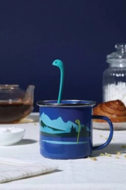Ototo Cup Of Nessie - Blue 19 Ototo Cup Of Nessie - Blue -Keukenbenodigdheden 800x1200 97