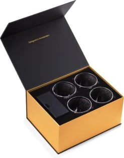 BarDeluxe® Whiskey Glazen - Whiskey Set - 4 Stuks - Whiskeyglazen - Whiskey Cadeauset - Handgemaakt - 100% Kristal - Whiskey Gift Set - Inclusief Unieke IJsblokjesvorm & Luxe Bewaardoos -Keukenbenodigdheden 942x1200