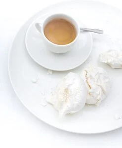 Vtwonen 4 Koffiekopjes Met Schoteltjes - Wit - Porselein - 100ml -Keukenbenodigdheden 989x1200